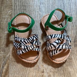 cherokee size 5 sandals